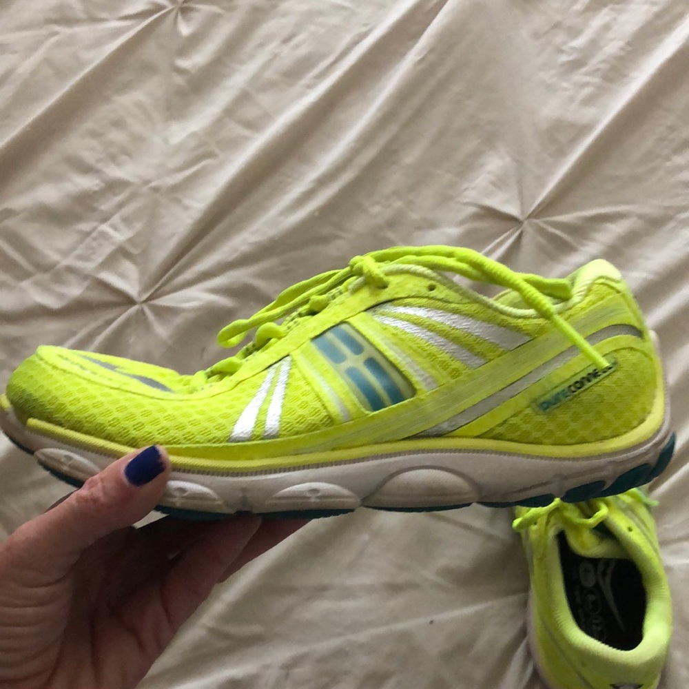 Women’s Brooks running shoes